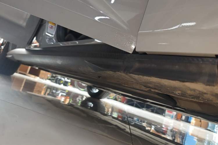 Used CHANGAN UNI-V 2022 1.5T Prestige Version Right Side Sill