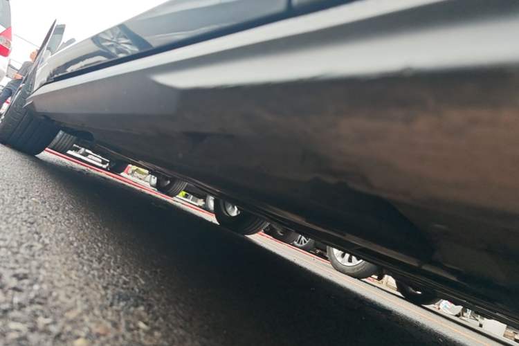 Used CHANGAN UNI-V 2022 1.5T Prestige Version Right Side Sill