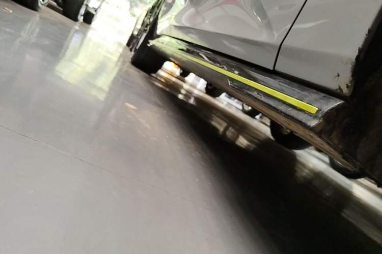 Used CHANGAN UNI-V 2022 1.5T Sport Edition Right Side Sill