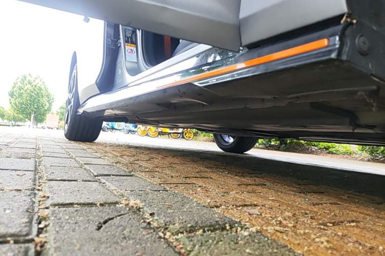Used CHANGAN UNI-V 2022 2.0T Leading-Speed Edition Right Side Sill