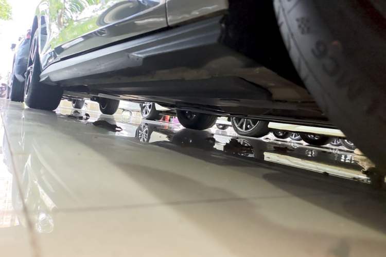 Used CHANGAN UNI-V 2022 1.5T Prestige Version Right Side Sill