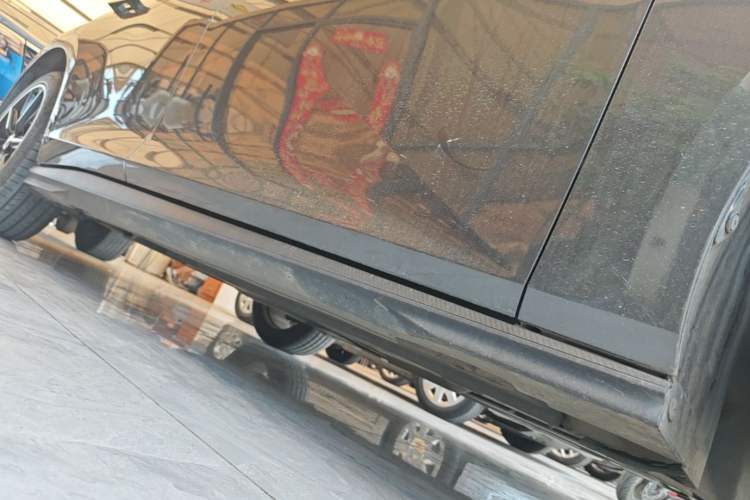 Used CHANGAN UNI-V 2022 1.5T Prestige Version Right Side Sill