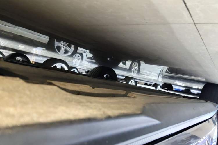 Used CHANGAN UNI-V 2022 1.5T Prestige Version Right Side Sill