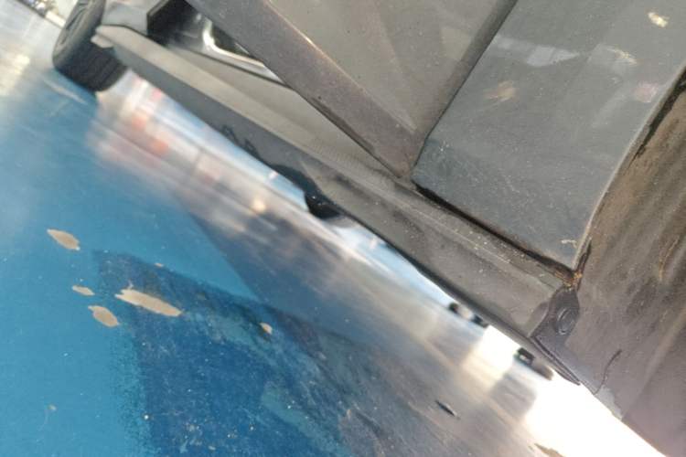 Used CHANGAN UNI-V 2022 1.5T Prestige Version Right Side Sill