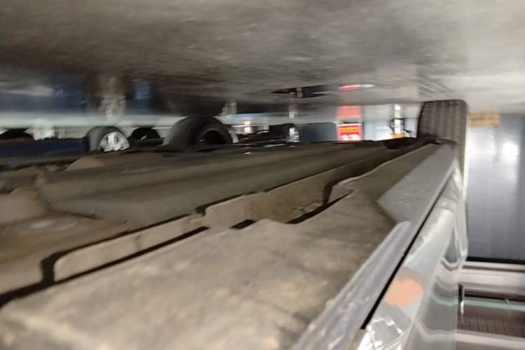 Used CHANGAN UNI-V 2022 1.5T Prestige Version Right Side Sill