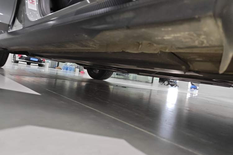 Used CHANGAN UNI-V 2022 1.5T Prestige Version Right Side Sill