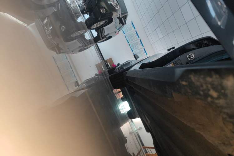 Used CHANGAN UNI-V 2022 1.5T Prestige Version Right Side Sill