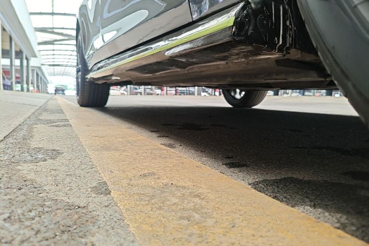 Used CHANGAN UNI-V 2022 1.5T Sport Edition Right Side Sill