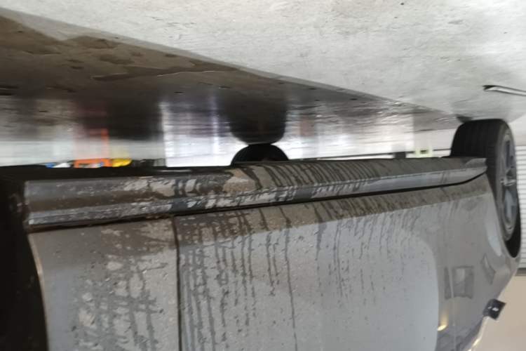 Used CHANGAN UNI-V 2022 1.5T Smart Navigation Version Right Side Sill