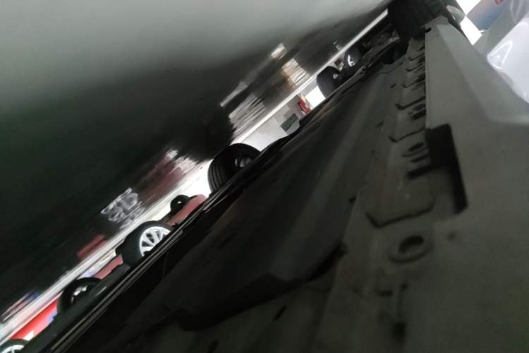 Used CHANGAN UNI-V 2022 1.5T Smart Navigation Version Right Side Sill