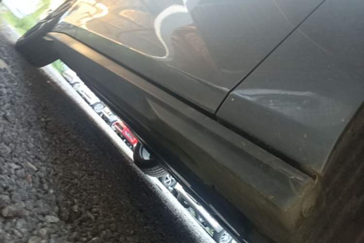 Used CHANGAN UNI-V 2022 1.5T Smart Navigation Version Right Side Sill