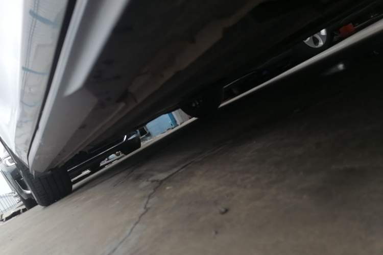 Used CHANGAN UNI-V 2022 1.5T Prestige Version Right Side Sill