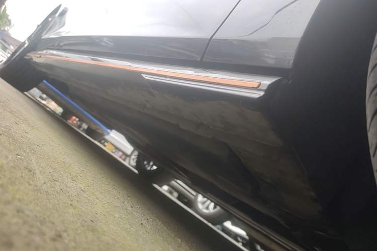 Used CHANGAN UNI-V 2022 1.5T Sport Edition Right Side Sill