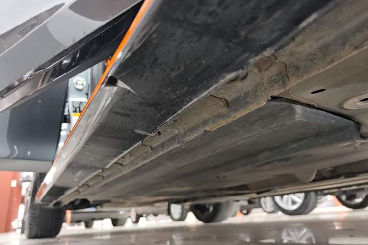 Used CHANGAN UNI-V 2022 1.5T Sport Edition Right Side Sill