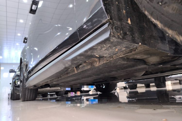 Used CHANGAN UNI-V 2022 1.5T Prestige Version Right Side Sill