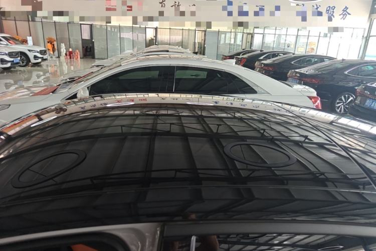 Used CHANGAN UNI-V 2022 1.5T Prestige Version Roof