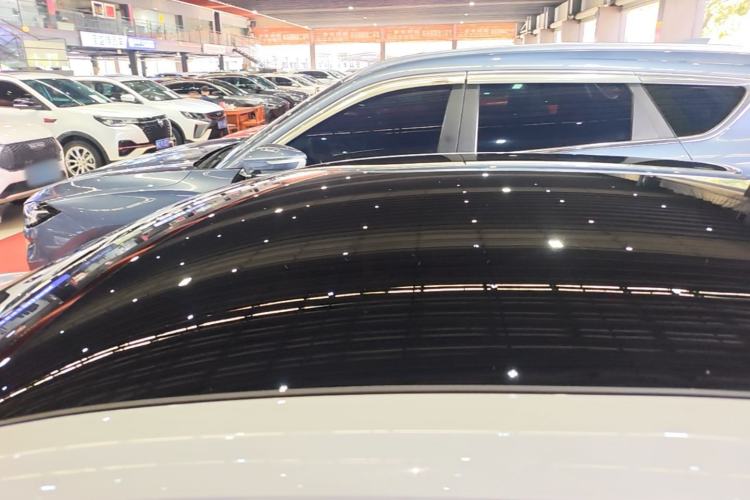 Used CHANGAN UNI-V 2022 1.5T Prestige Version Roof
