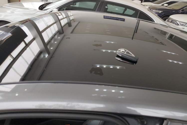 Used CHANGAN UNI-V 2022 1.5T Prestige Version Roof