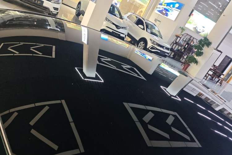 Used CHANGAN UNI-V 2022 1.5T Prestige Version Roof