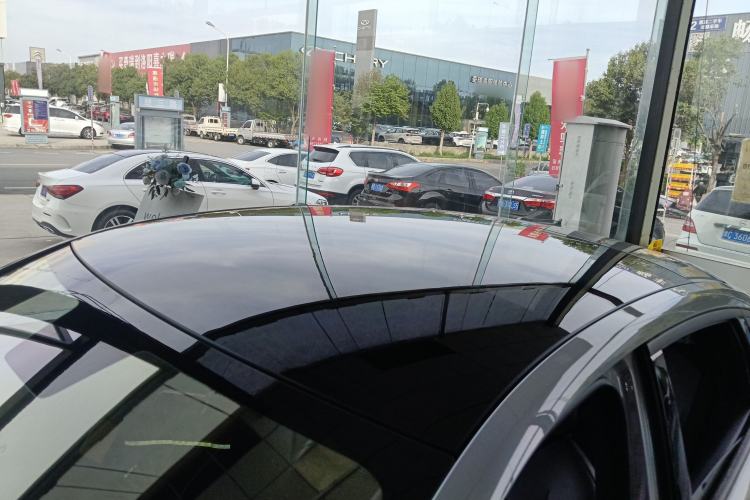 Used CHANGAN UNI-V 2022 1.5T Prestige Version Roof