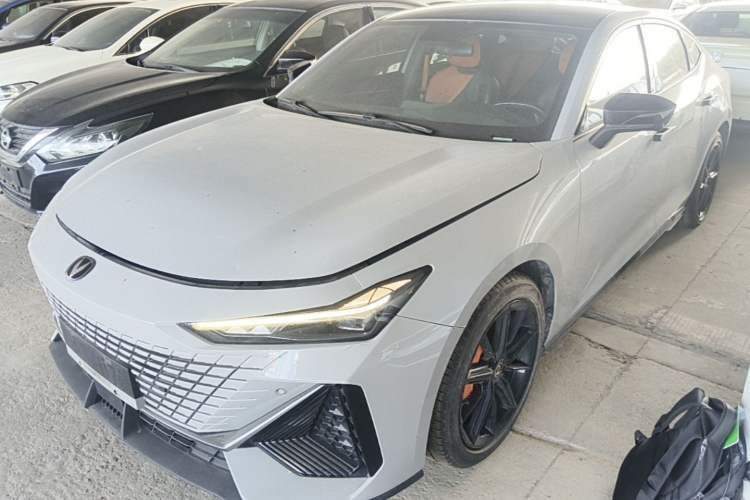 Used CHANGAN UNI-V 2022 1.5T Prestige Version Guazi used car, China used car export, Used car for sale, Used  cars, Cheapest cars for sale