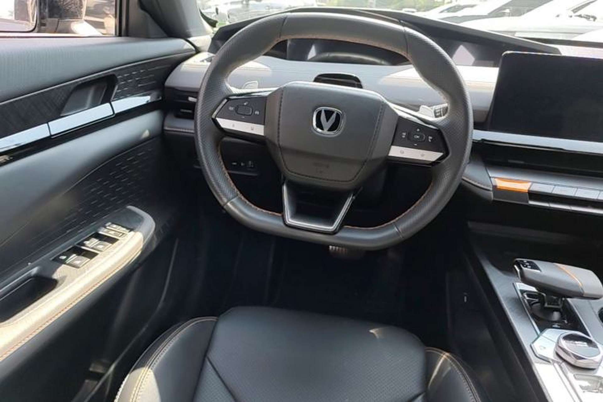 Used CHANGAN UNI-V 2022 1.5T Prestige Version Steering Wheel