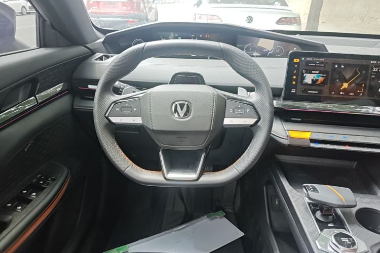 Used CHANGAN UNI-V 2022 1.5T Prestige Version Steering Wheel