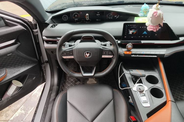 Used CHANGAN UNI-V 2022 1.5T Prestige Version Steering Wheel