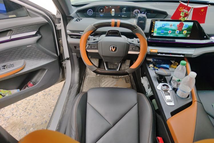 Used CHANGAN UNI-V 2022 1.5T Smart Navigation Version Steering Wheel
