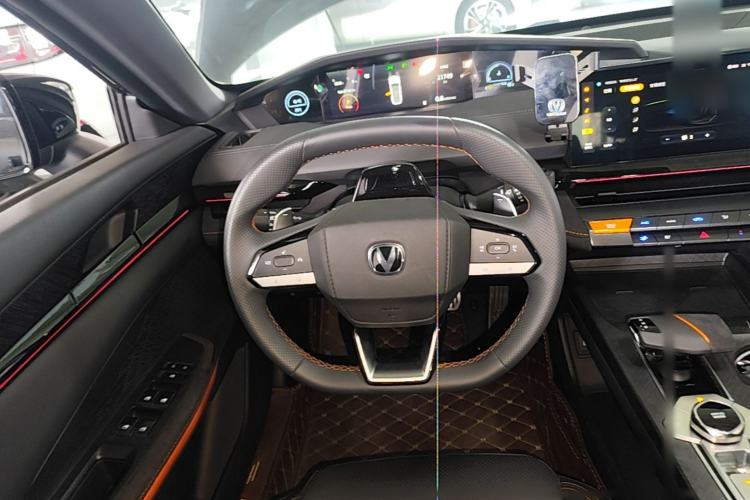 Used CHANGAN UNI-V 2022 1.5T Sport Edition Steering Wheel