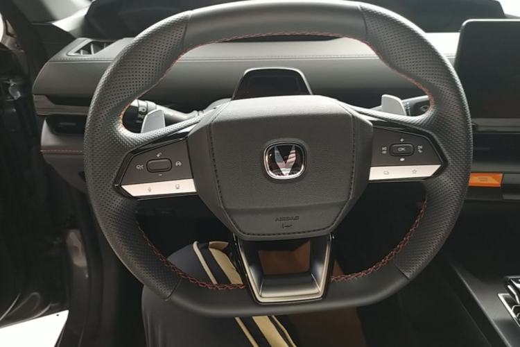 Used CHANGAN UNI-V 2022 1.5T Prestige Version Steering Wheel