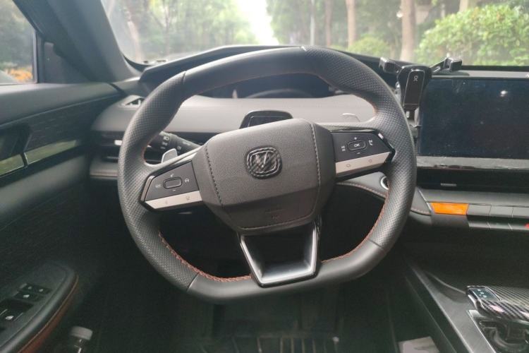 Used CHANGAN UNI-V 2022 1.5T Prestige Version Steering Wheel