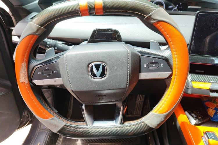 Used CHANGAN UNI-V 2022 1.5T Sport Edition Steering Wheel