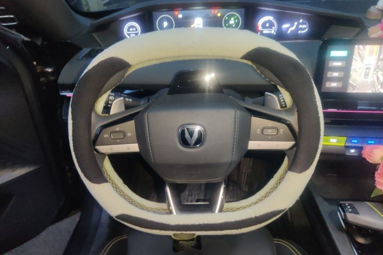Used CHANGAN UNI-V 2022 1.5T Sport Edition Steering Wheel
