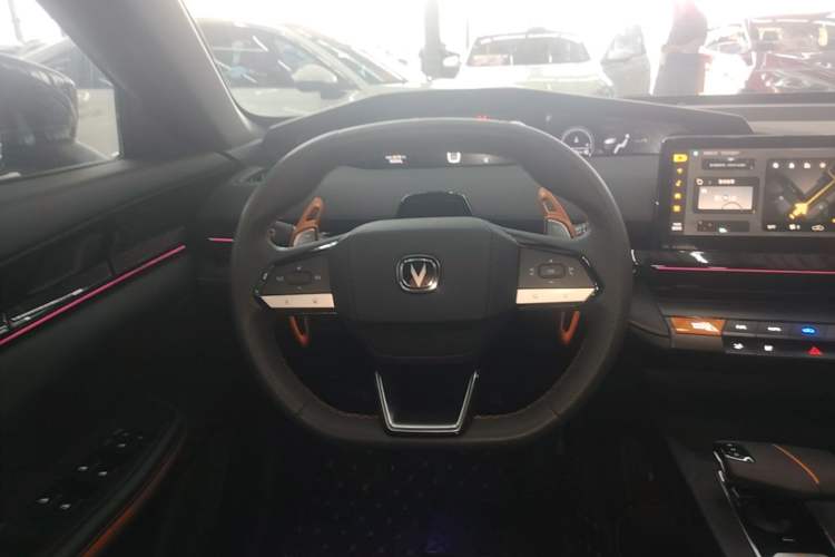 Used CHANGAN UNI-V 2022 1.5T Prestige Version Steering Wheel