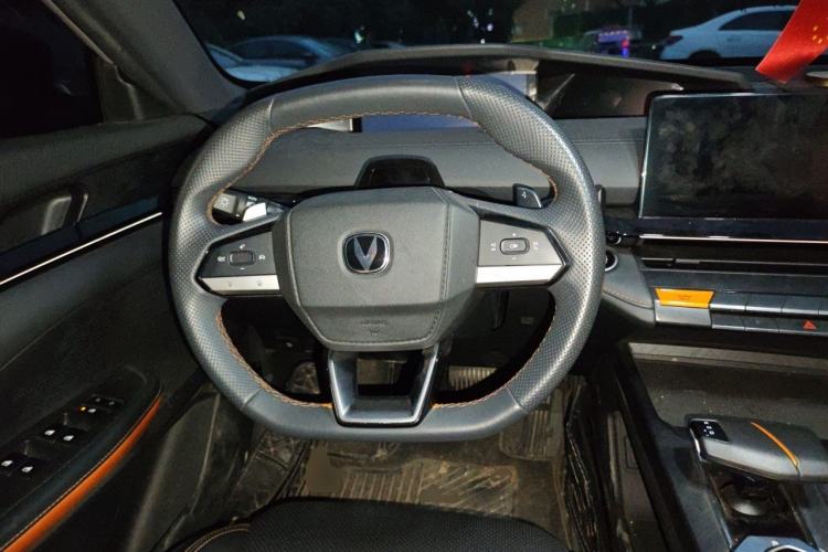 Used CHANGAN UNI-V 2022 1.5T Prestige Version Steering Wheel