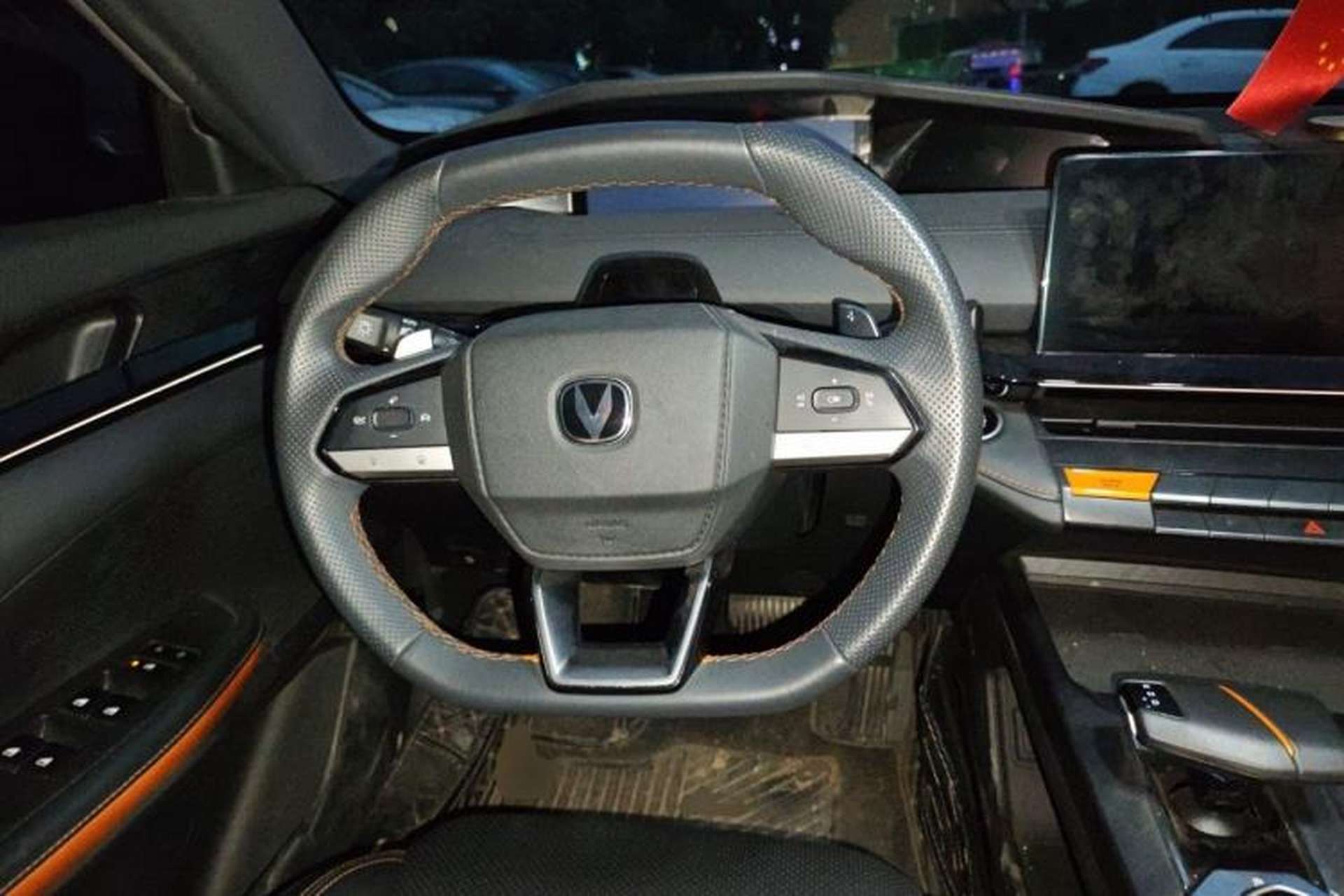 Used CHANGAN UNI-V 2022 1.5T Prestige Version Steering Wheel