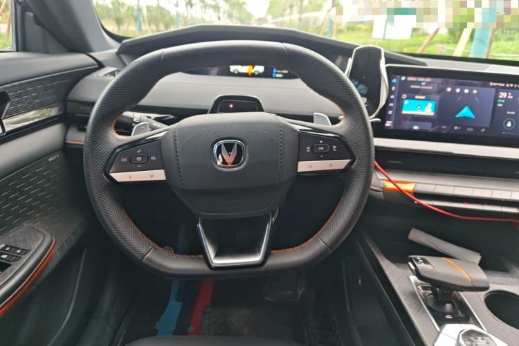 Used CHANGAN UNI-V 2022 1.5T Smart Navigation Version Steering Wheel