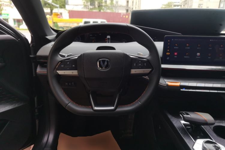 Used CHANGAN UNI-V 2022 1.5T Prestige Version Steering Wheel