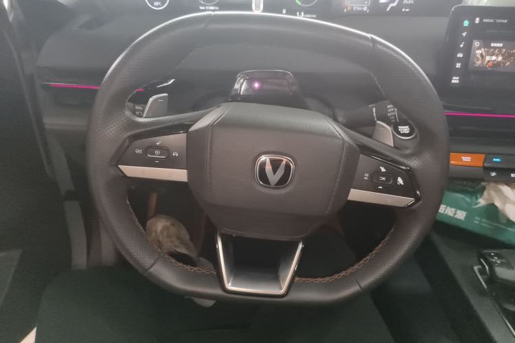 Used CHANGAN UNI-V 2022 1.5T Smart Navigation Version Steering Wheel