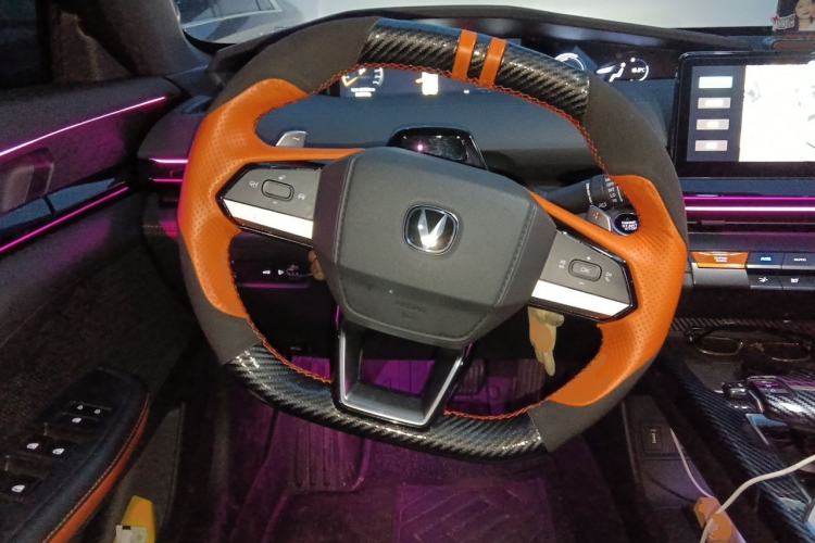 Used CHANGAN UNI-V 2022 1.5T Prestige Version Steering Wheel