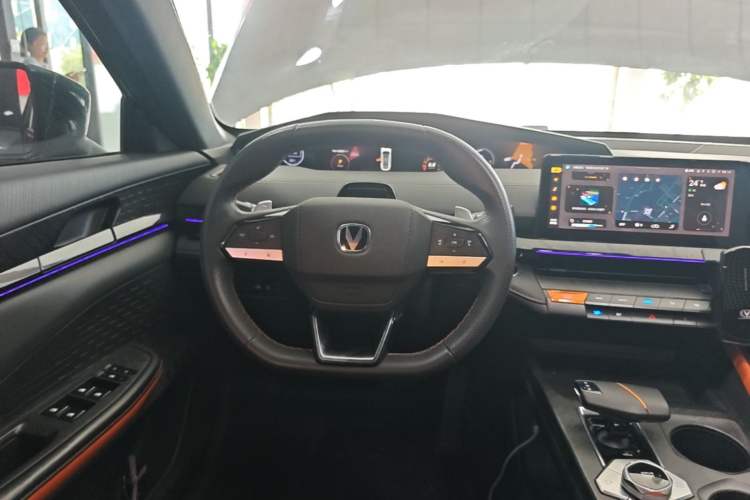 Used CHANGAN UNI-V 2022 1.5T Prestige Version Steering Wheel