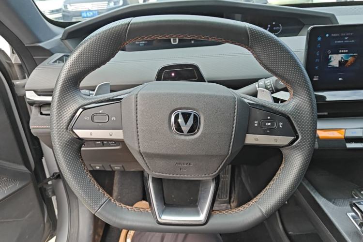 Used CHANGAN UNI-V 2022 1.5T Sport Edition Steering Wheel