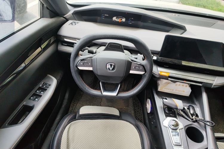 Used CHANGAN UNI-V 2022 1.5T Prestige Version Steering Wheel