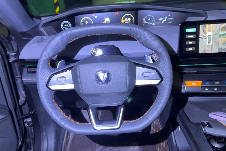 Used CHANGAN UNI-V 2022 1.5T Prestige Version Steering Wheel