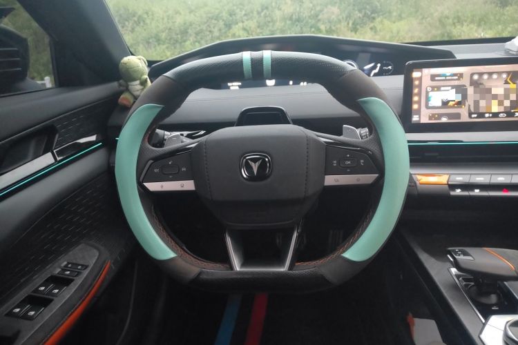 Used CHANGAN UNI-V 2022 1.5T Sport Edition Steering Wheel