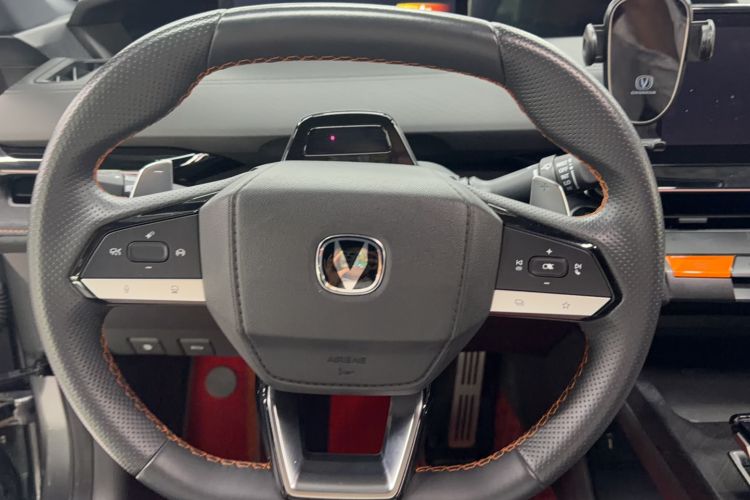 Used CHANGAN UNI-V 2022 1.5T Sport Edition Steering Wheel