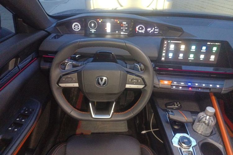Used CHANGAN UNI-V 2022 1.5T Prestige Version Steering Wheel