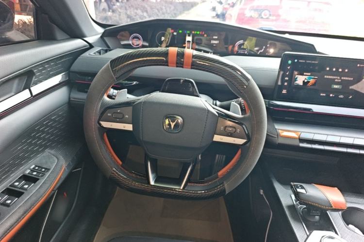 Used CHANGAN UNI-V 2022 1.5T Sport Edition Steering Wheel