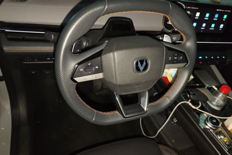 Used CHANGAN UNI-V 2022 1.5T Prestige Version Steering Wheel